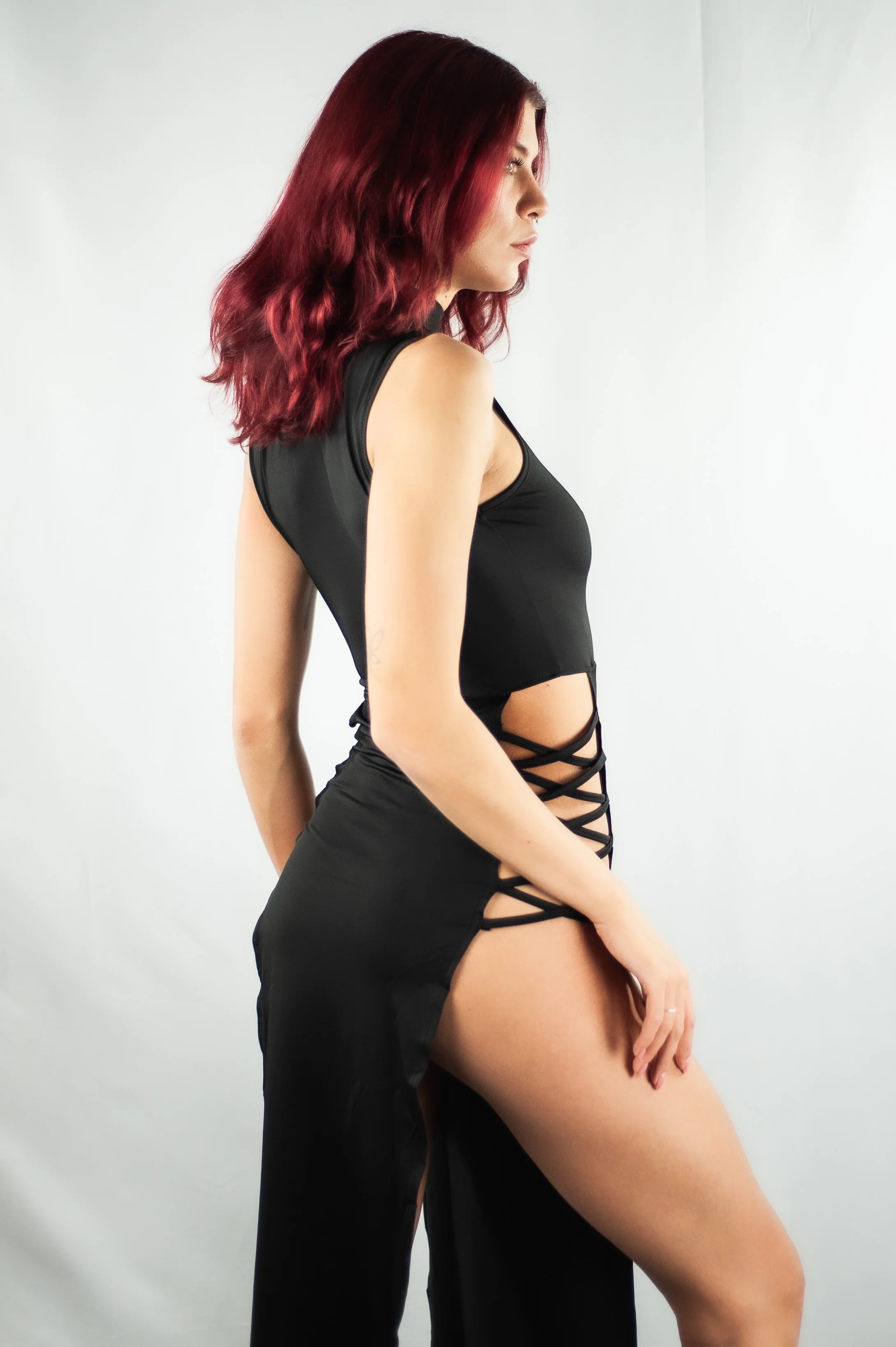 Elegant Black Sleeveless Bandage Dress - Image 3