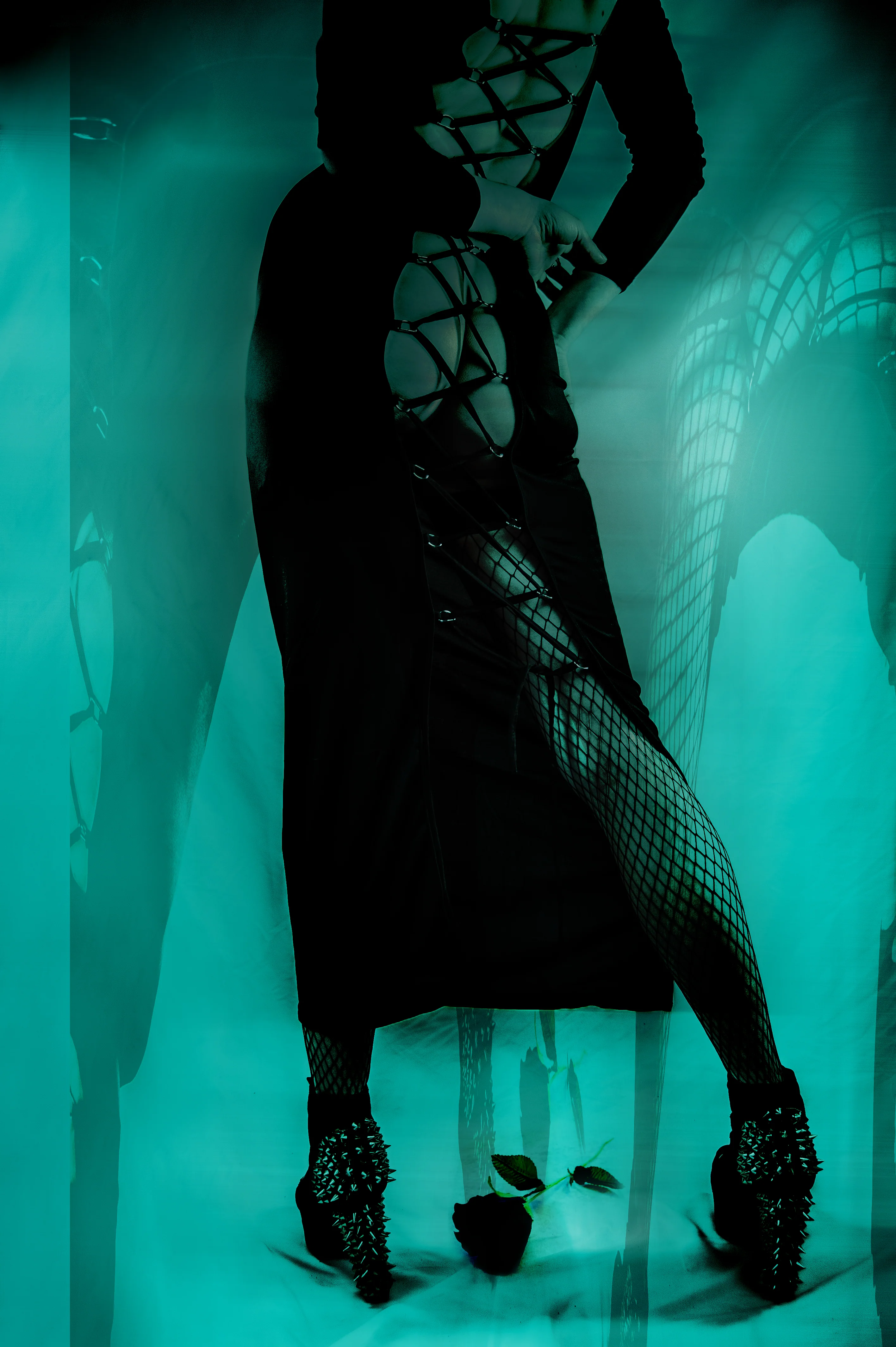 Long Sleeve Backless Maxi Dress - Image 4